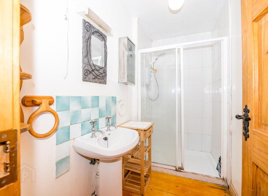 Treen Hill, Lusk, K45D728