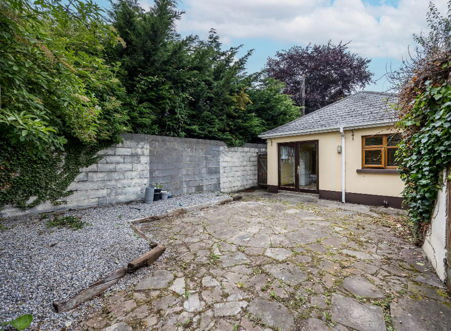 Treen Hill, Lusk, K45D728