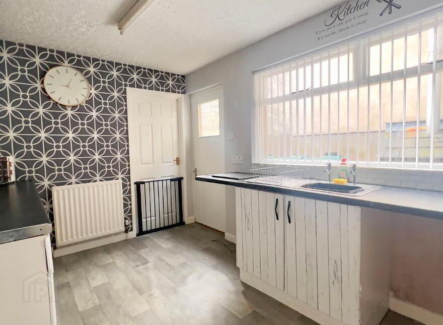 74 Circular Road, Larne, BT40 3AH