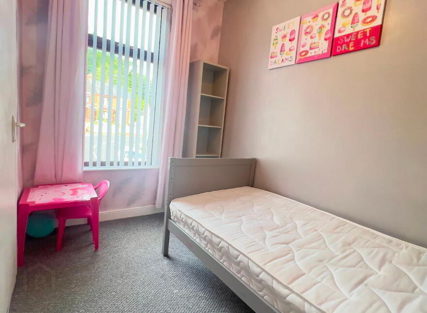 74 Circular Road, Larne, BT40 3AH