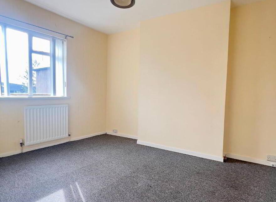 74 Circular Road, Larne, BT40 3AH