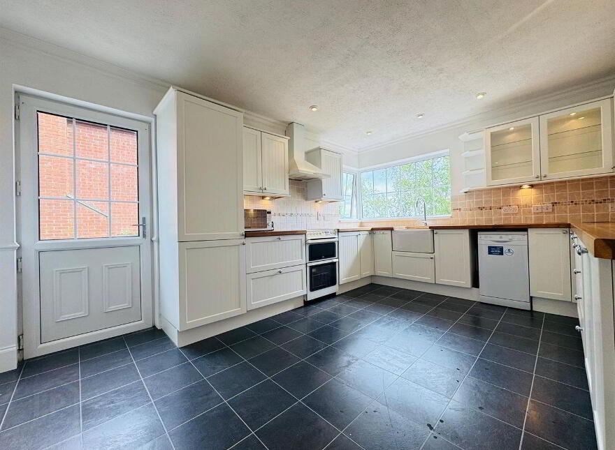 27 Mount Pleasant Road, Jordanstown, Newtownabbey, BT37 0NQ