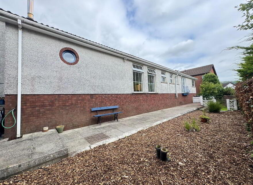 27 Mount Pleasant Road, Jordanstown, Newtownabbey, BT37 0NQ