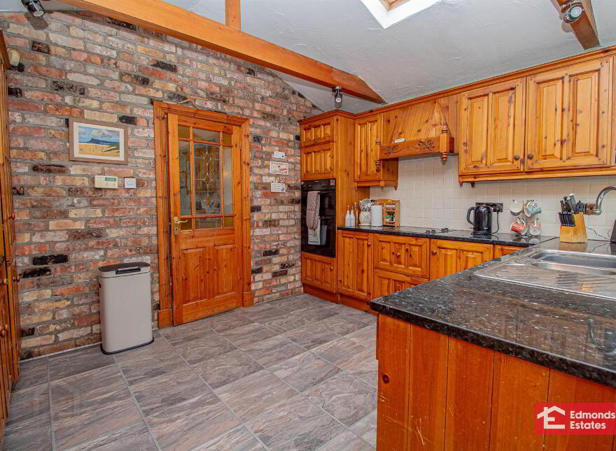 43 Cushendall Road, Ballymena, BT43 6HA
