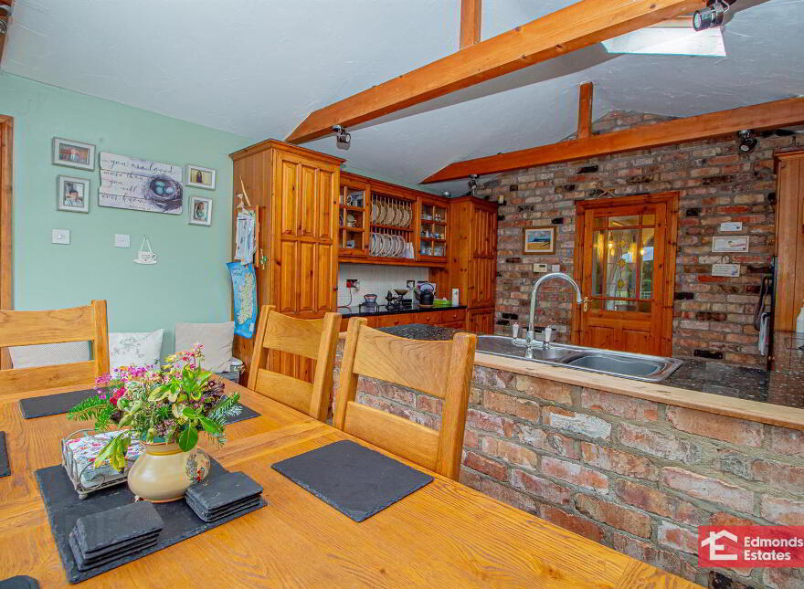 43 Cushendall Road, Ballymena, BT43 6HA