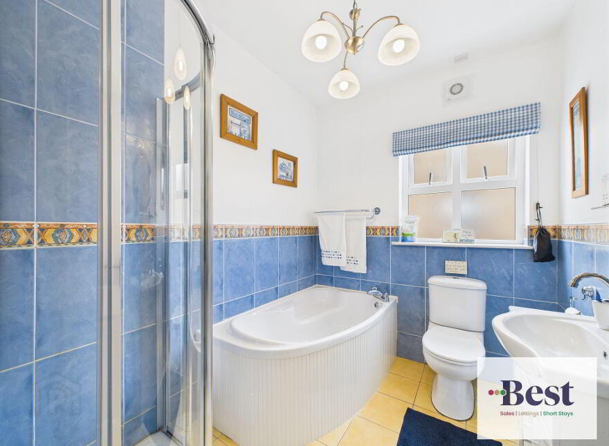 46 Corran Manor, Larne, BT40 1BH