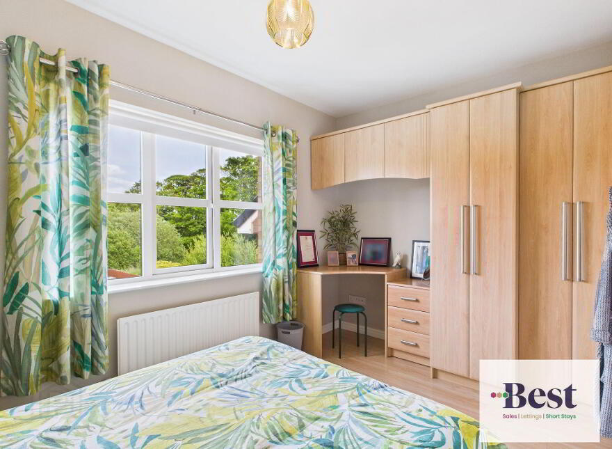 46 Corran Manor, Larne, BT40 1BH