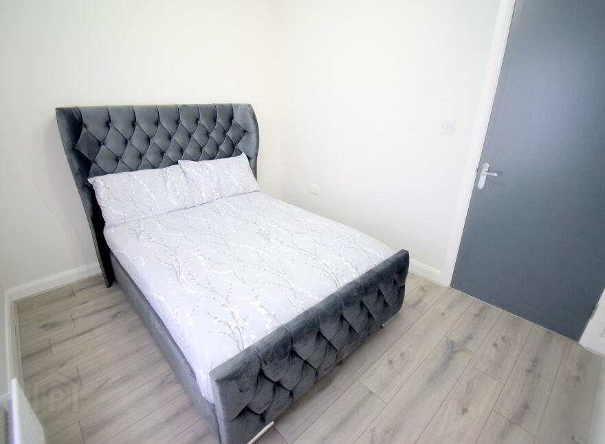 Apt 5a, Heath Lodge Square, Belfast, BT13 3WG