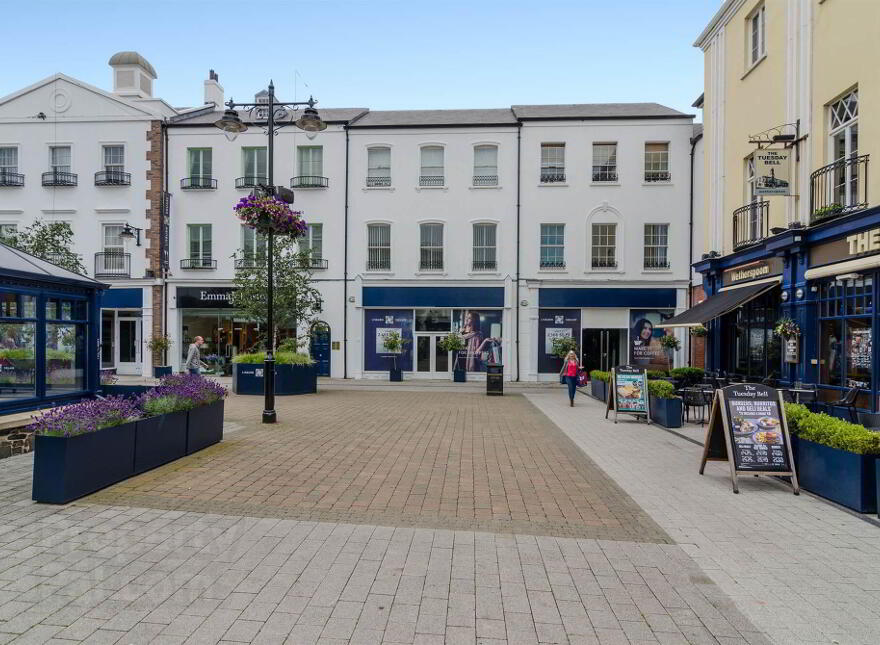 47 Lisburn Square, Lisburn, BT28 1TS photo