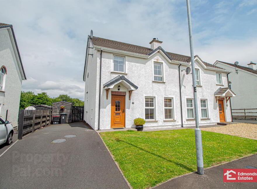 6 The Old Mart, Martinstown, Ballymena, BT43 6BQ photo