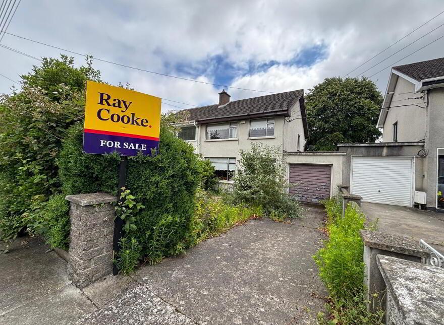 61 Castle Park, Clondalkin, Dublin, D22RW70 photo