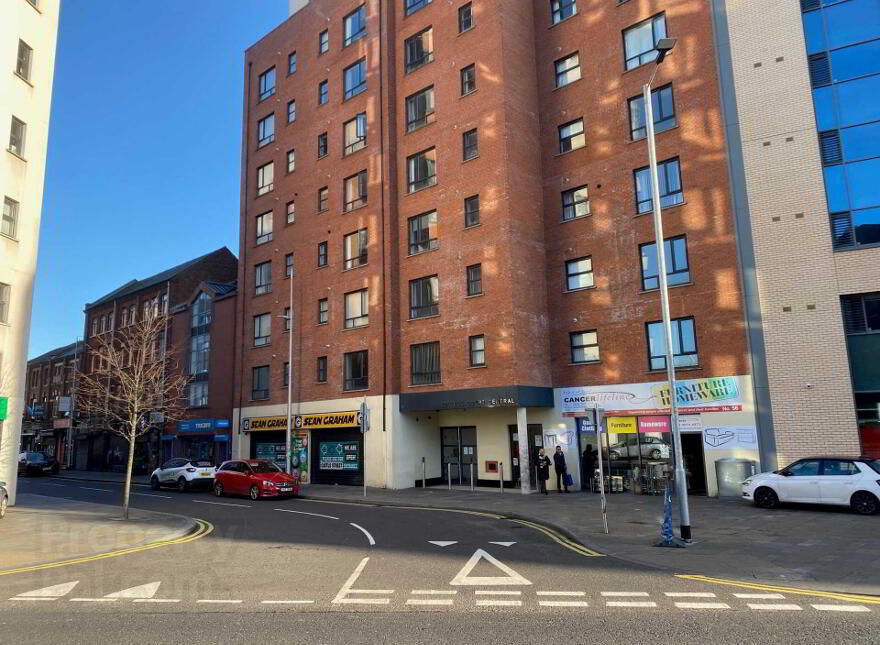 309 College Court Central, Belfast, BT1 6BF photo