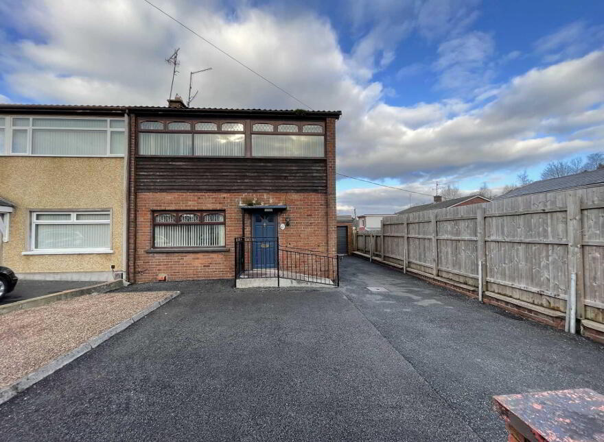 32 Desart Lane Gardens, Armagh, BT61 8AP photo