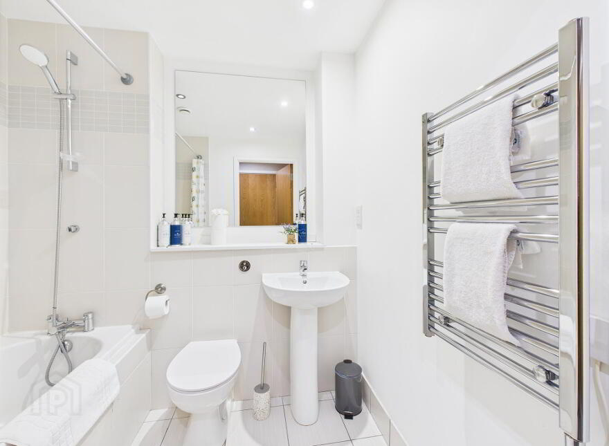 Apt 5-07 The Obel, 62 Donegal Quay, Belfast, BT1 3NG