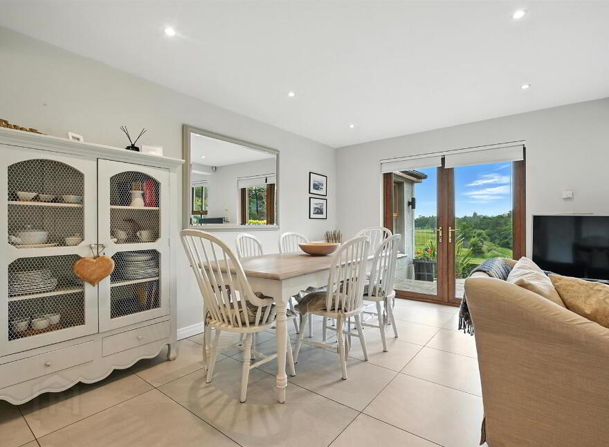 Canal View, 1a Nevins Row, Ballyskeagh Road, Lisburn, BT27 5TF