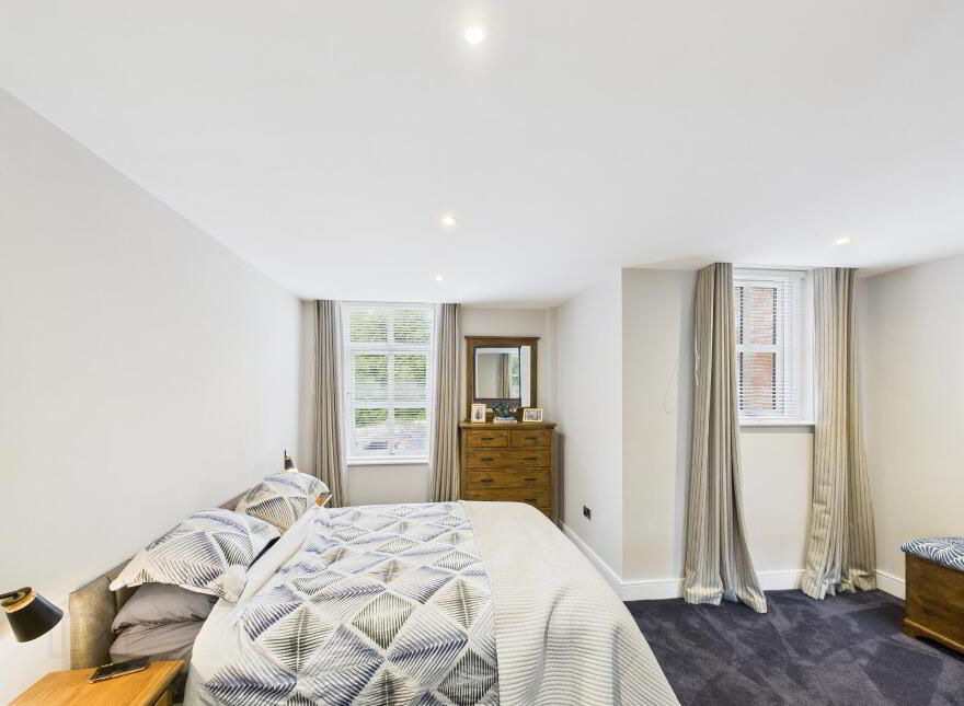 Apt 6, One Lacefield, Belfast, BT4 3PA