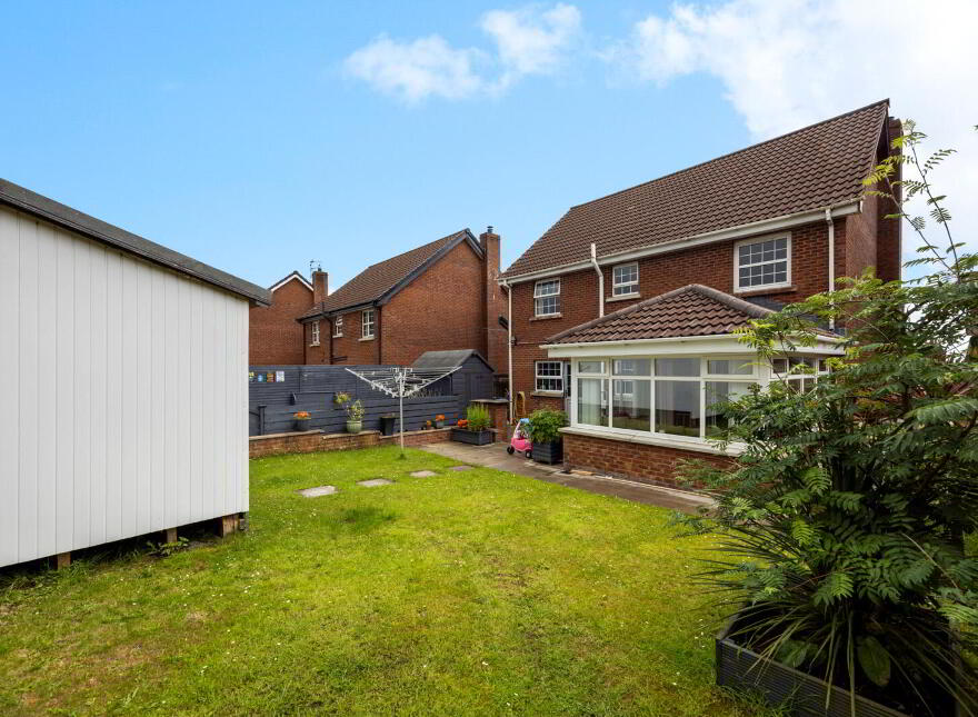 10 Loughview Glen, Belfast, BT14 8QJ