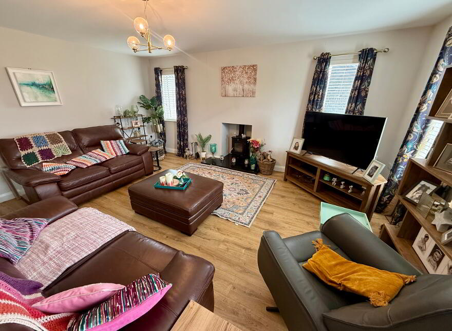 11 Gortnessy Meadows, Drumahoe, Waterside, L’derry, BT47 3NL