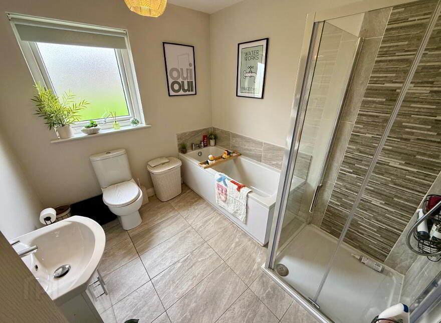 11 Gortnessy Meadows, Drumahoe, Waterside, L’derry, BT47 3NL
