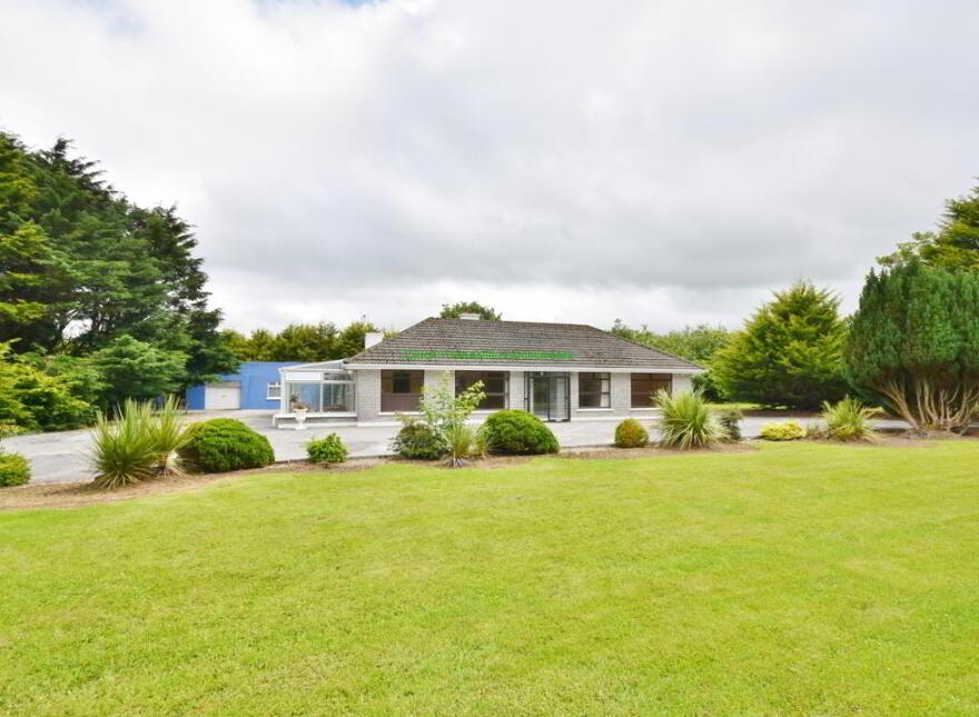 Smearla Bridge, Trieneragh, Duagh, Listowel, V31E032