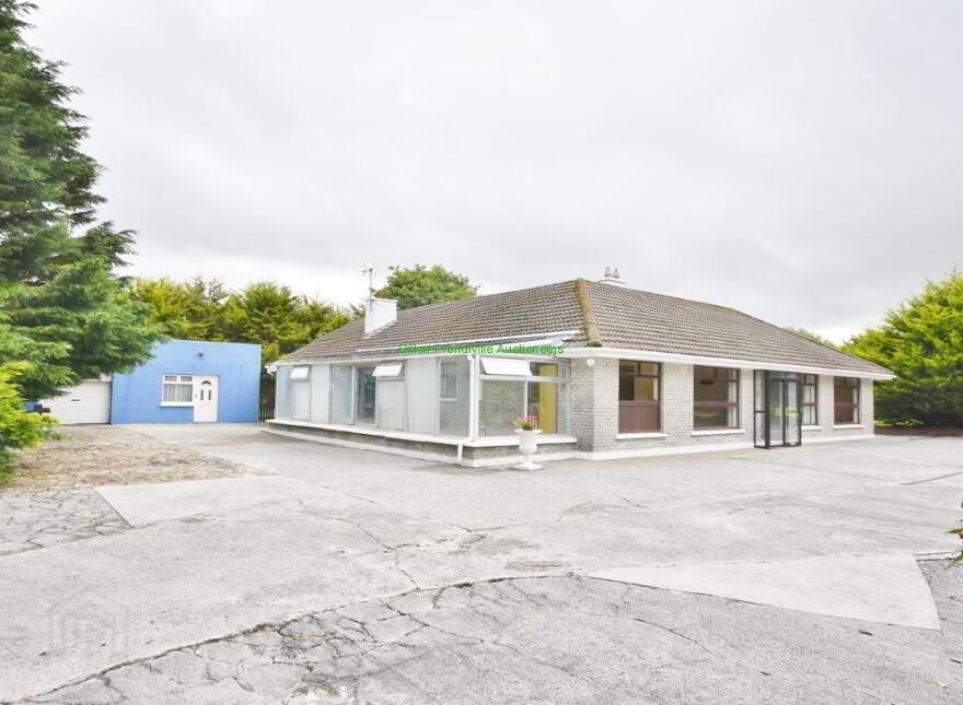 Smearla Bridge, Trieneragh, Duagh, Listowel, V31E032