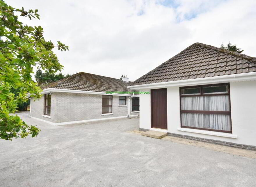 Smearla Bridge, Trieneragh, Duagh, Listowel, V31E032
