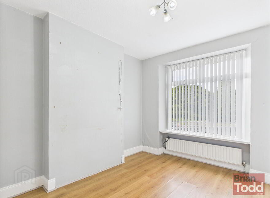 35 Kitcheners Avenue, Larne, BT40 2AB