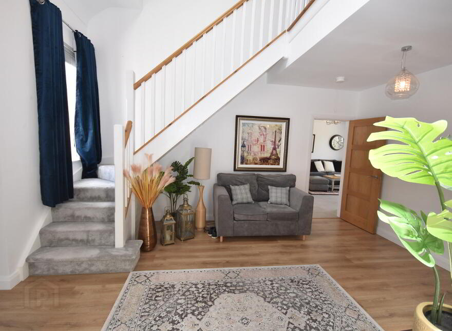 6 Raymoghey Heights, Manorcunningham, F92C8WD