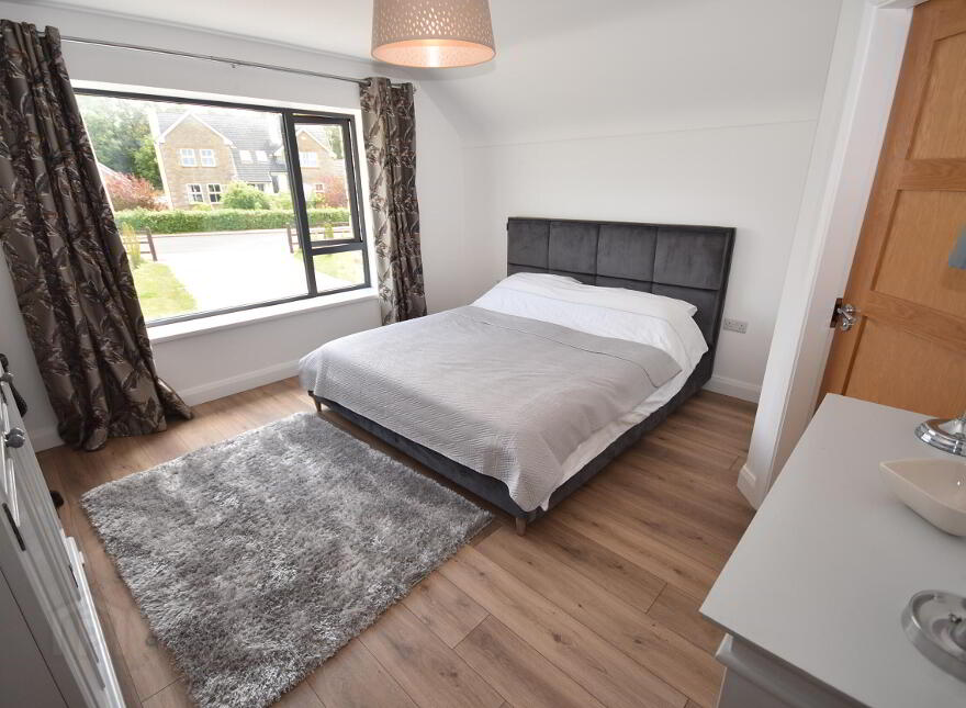 6 Raymoghey Heights, Manorcunningham, F92C8WD