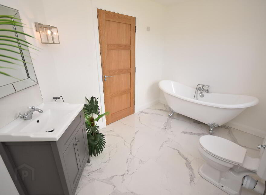 6 Raymoghey Heights, Manorcunningham, F92C8WD