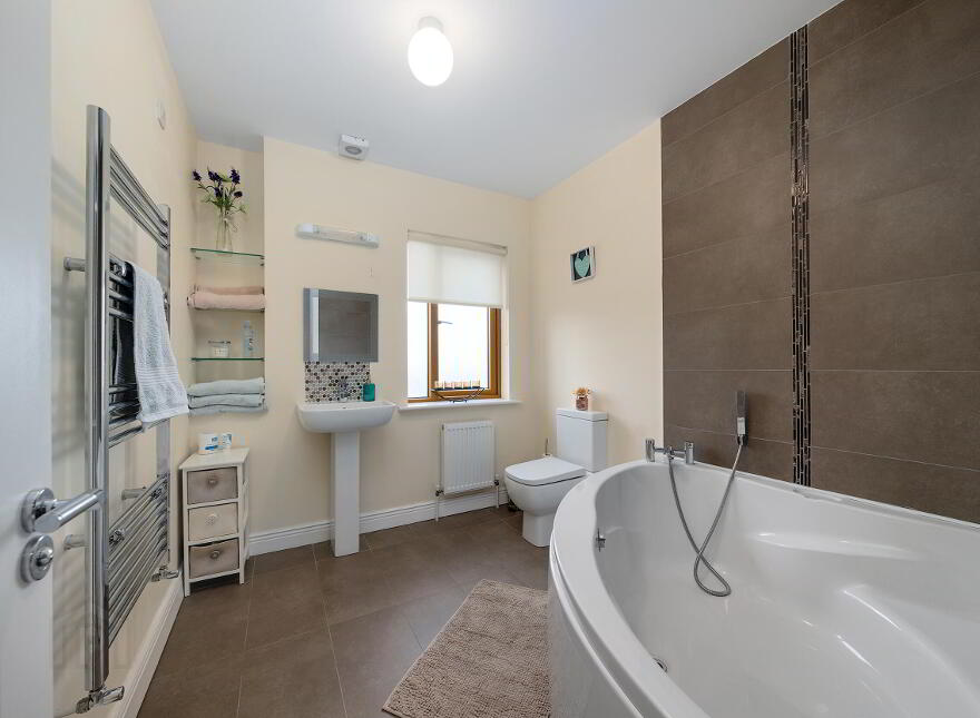 41 Broadfield Drive, Broadfield Manor, Rathcoole, Dublin, D24HV2H