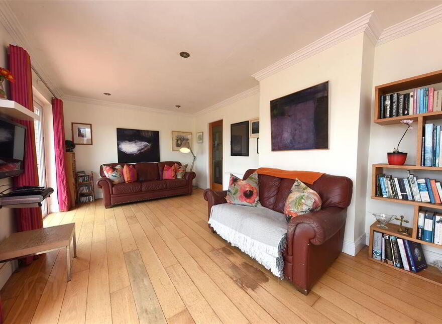 Willow Hill, Carrigaline