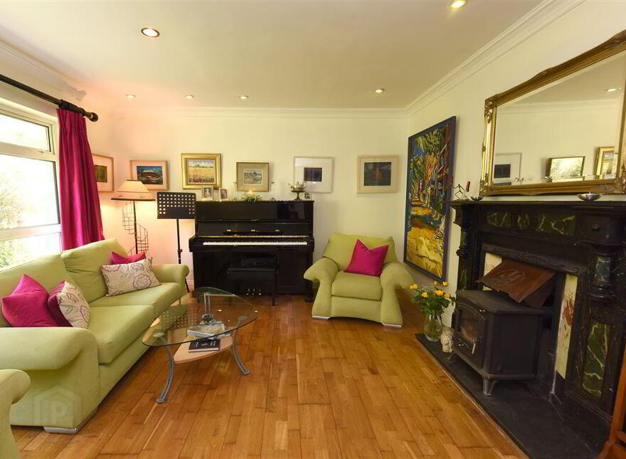 Willow Hill, Carrigaline