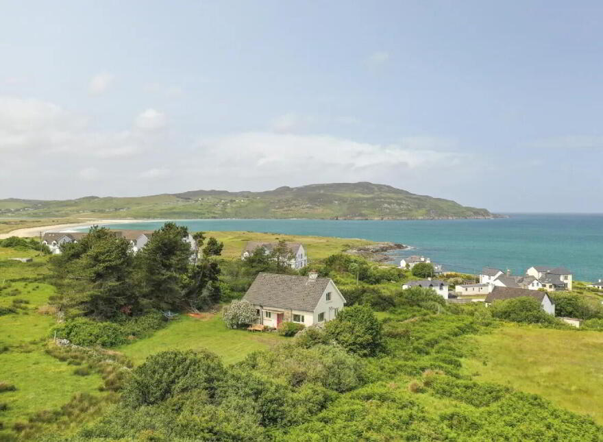 Cairn Cottage, Rinnaraw, Portnablagh, F92X6C1 photo
