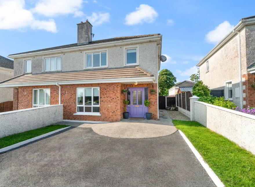 47 Elm Park, Claremorris, F12E1C7 photo