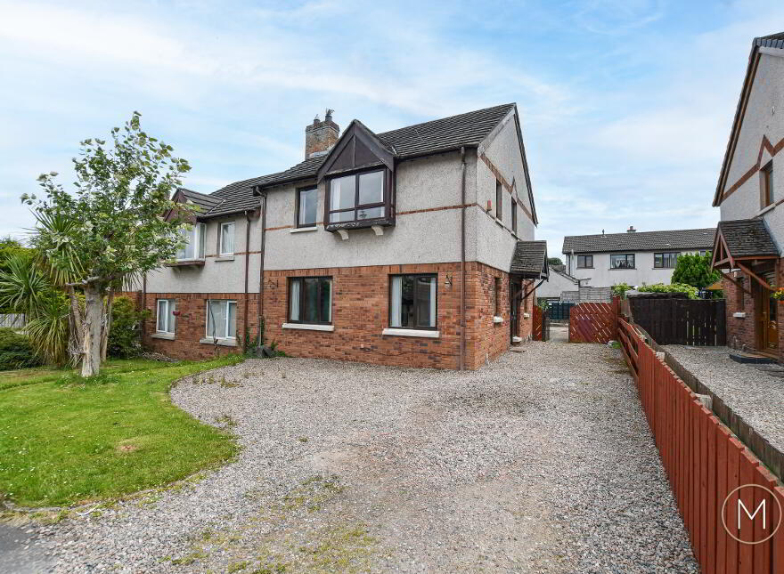 43 Oakdale Manor, Antrim, BT41 1QA photo