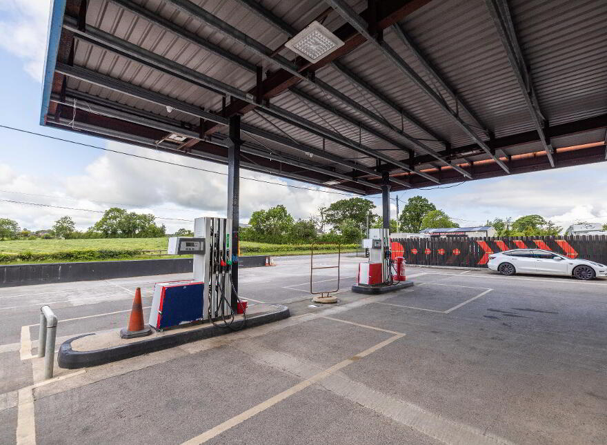 Midway Filling Station & Retail Units(no.02), 93/97 Tullyraine Ro...Donaghcloney, BT66 7PP
