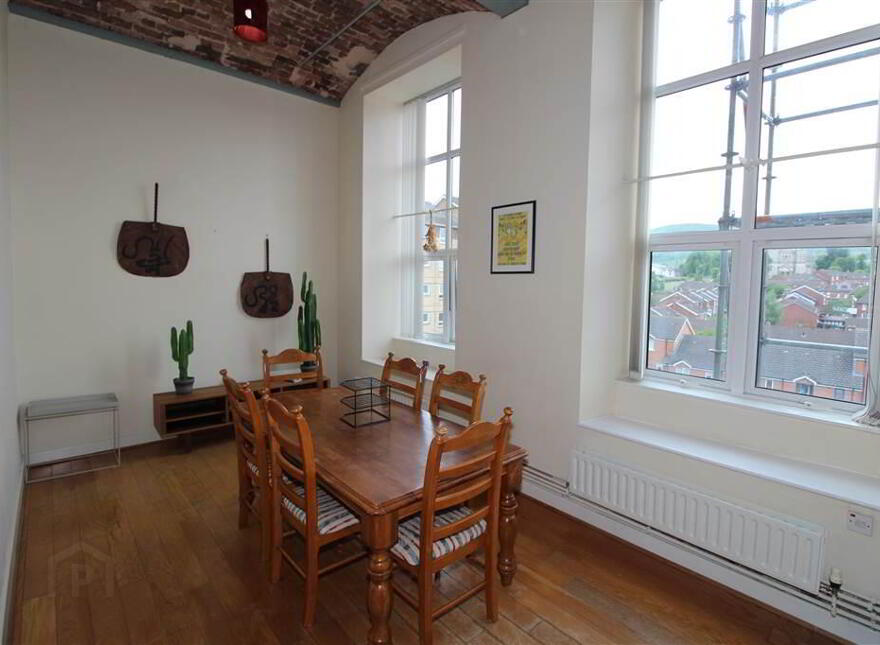 21 Linen Lofts, Belfast, BT14 7EJ