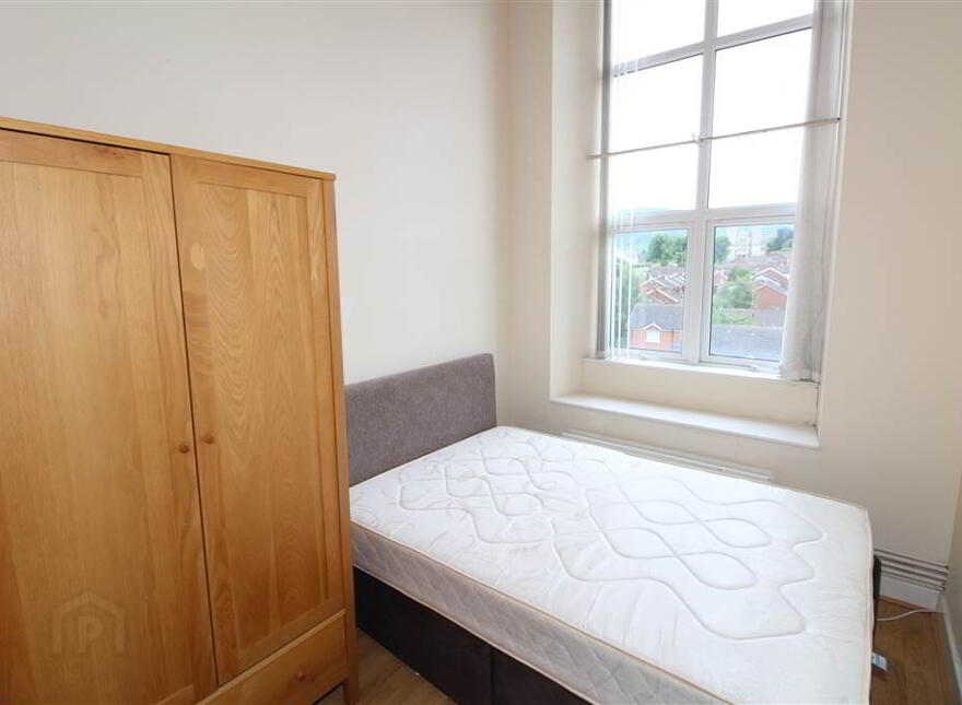 21 Linen Lofts, Belfast, BT14 7EJ