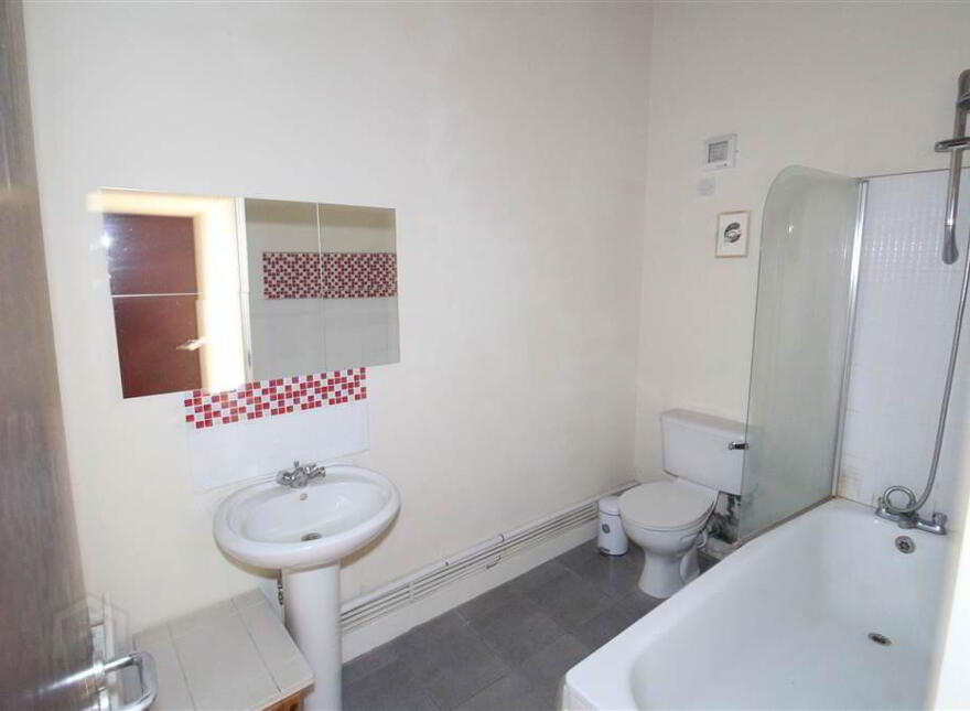 21 Linen Lofts, Belfast, BT14 7EJ