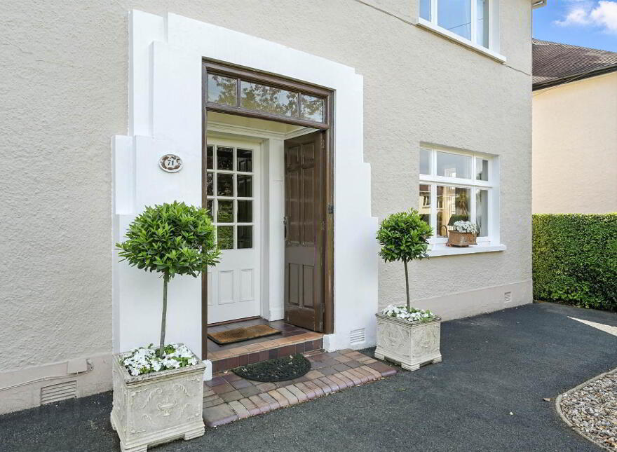 71 Maryville Park, Malone, Belfast, BT9 6LQ