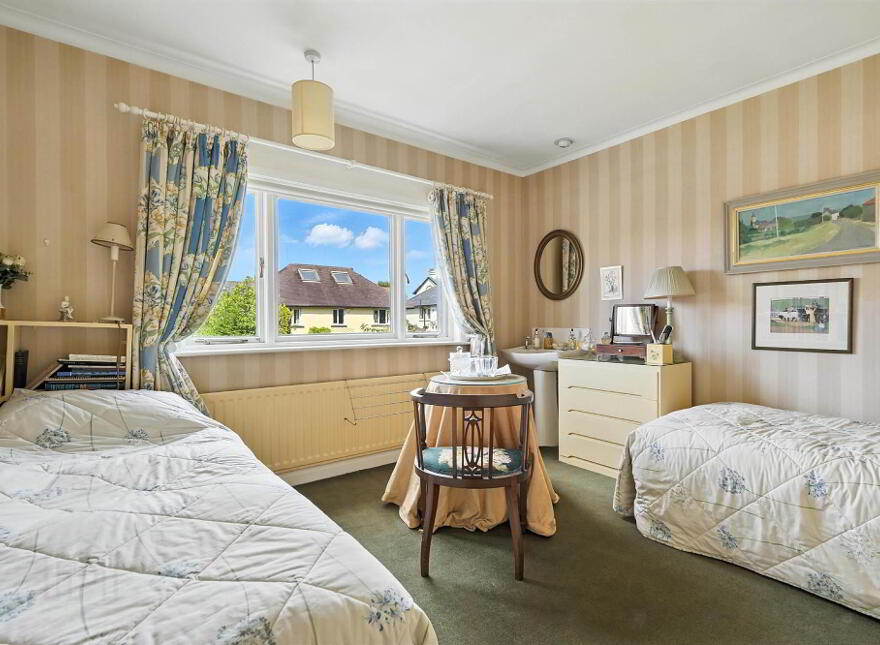 71 Maryville Park, Malone, Belfast, BT9 6LQ