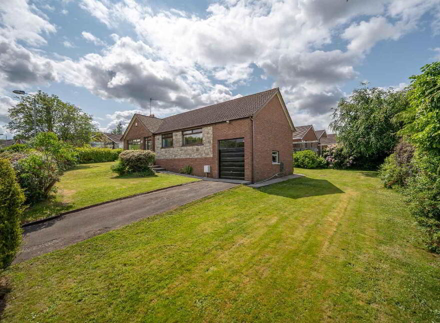 13 Ardmore Road, Holywood, BT18 0PJ