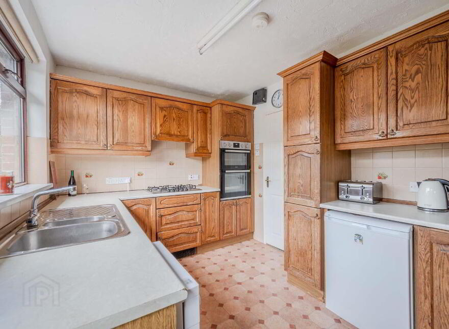 13 Ardmore Road, Holywood, BT18 0PJ