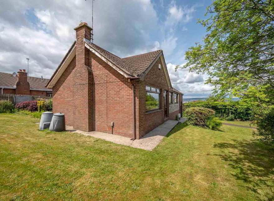 13 Ardmore Road, Holywood, BT18 0PJ