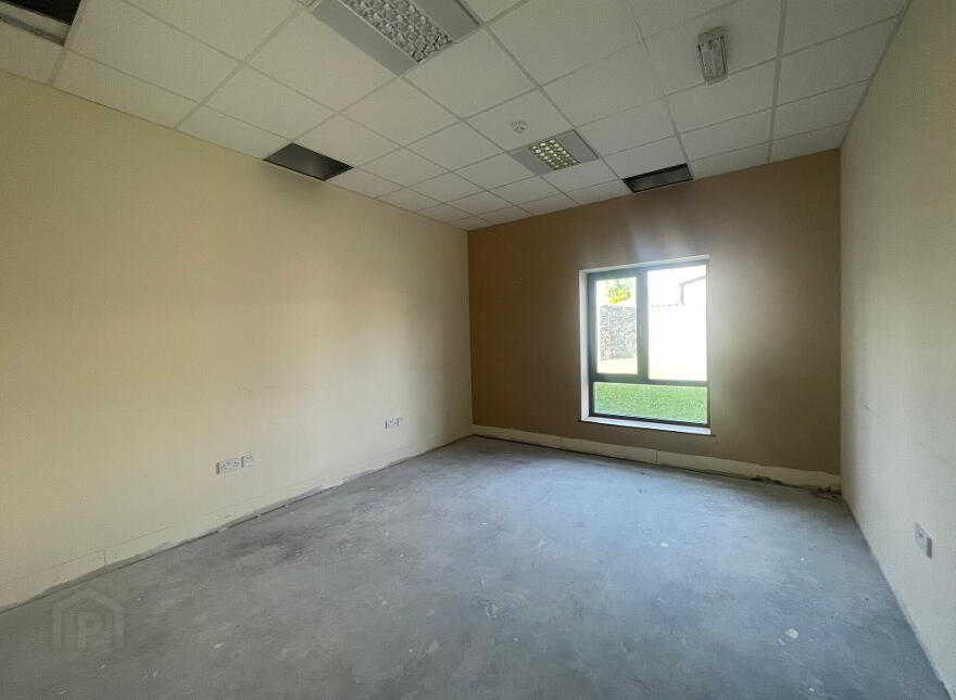 Corraun Park, Racecourse Road, Roscommon Town, F42W990