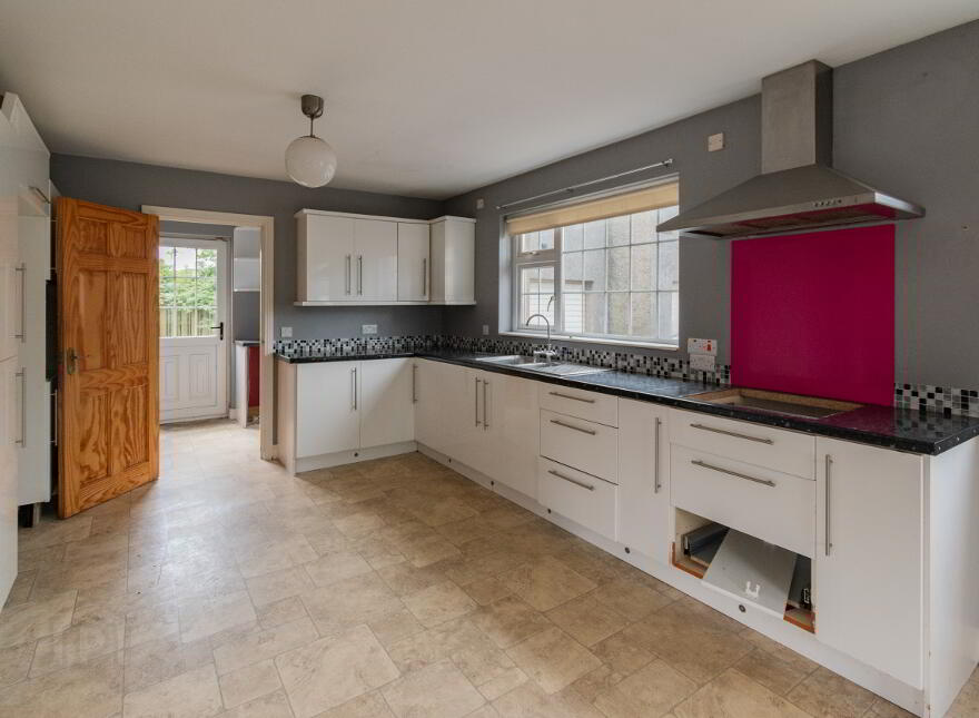 1 Gortgeeragh Glen, Cargan, Ballymena, BT43 7JU