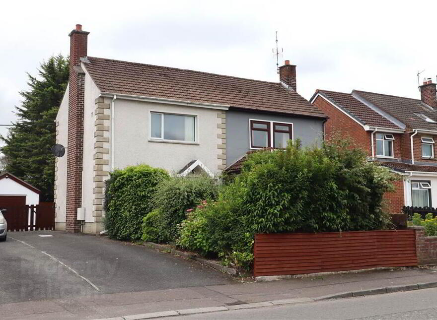 77 Benson Street, Lisburn, BT28 2AD photo