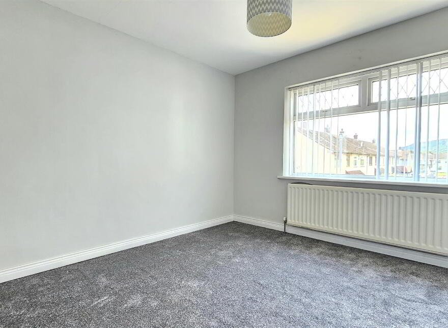 49 The Hollies, Carrickfergus, BT38 8HA