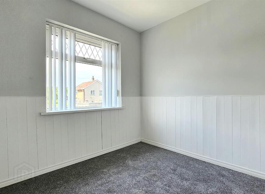 49 The Hollies, Carrickfergus, BT38 8HA